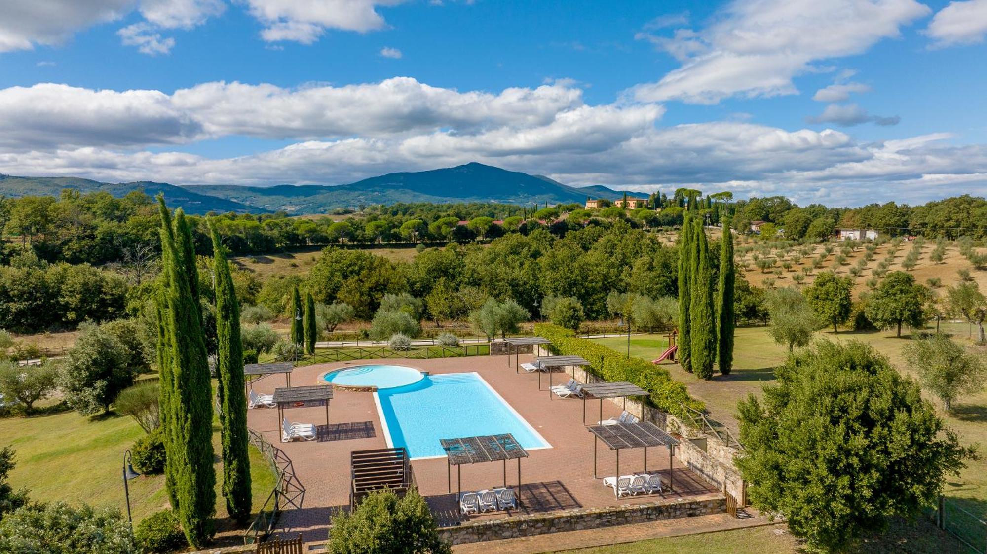 Poggiovalle Tenuta Italiana Guest House Citta della Pieve Exterior photo