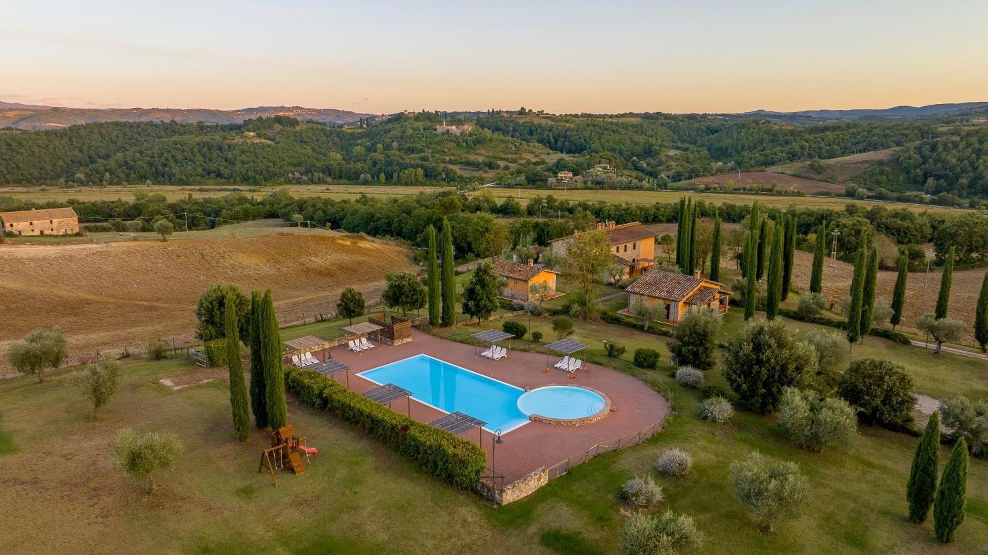 Poggiovalle Tenuta Italiana Guest House Citta della Pieve Exterior photo